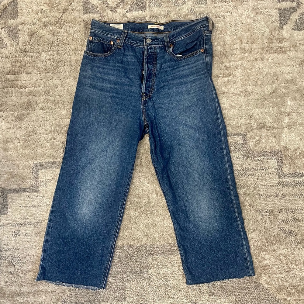 Levi’s Ribcage Ankle size 30